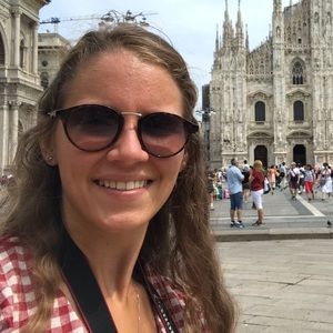 Meet your Posher, Abigail